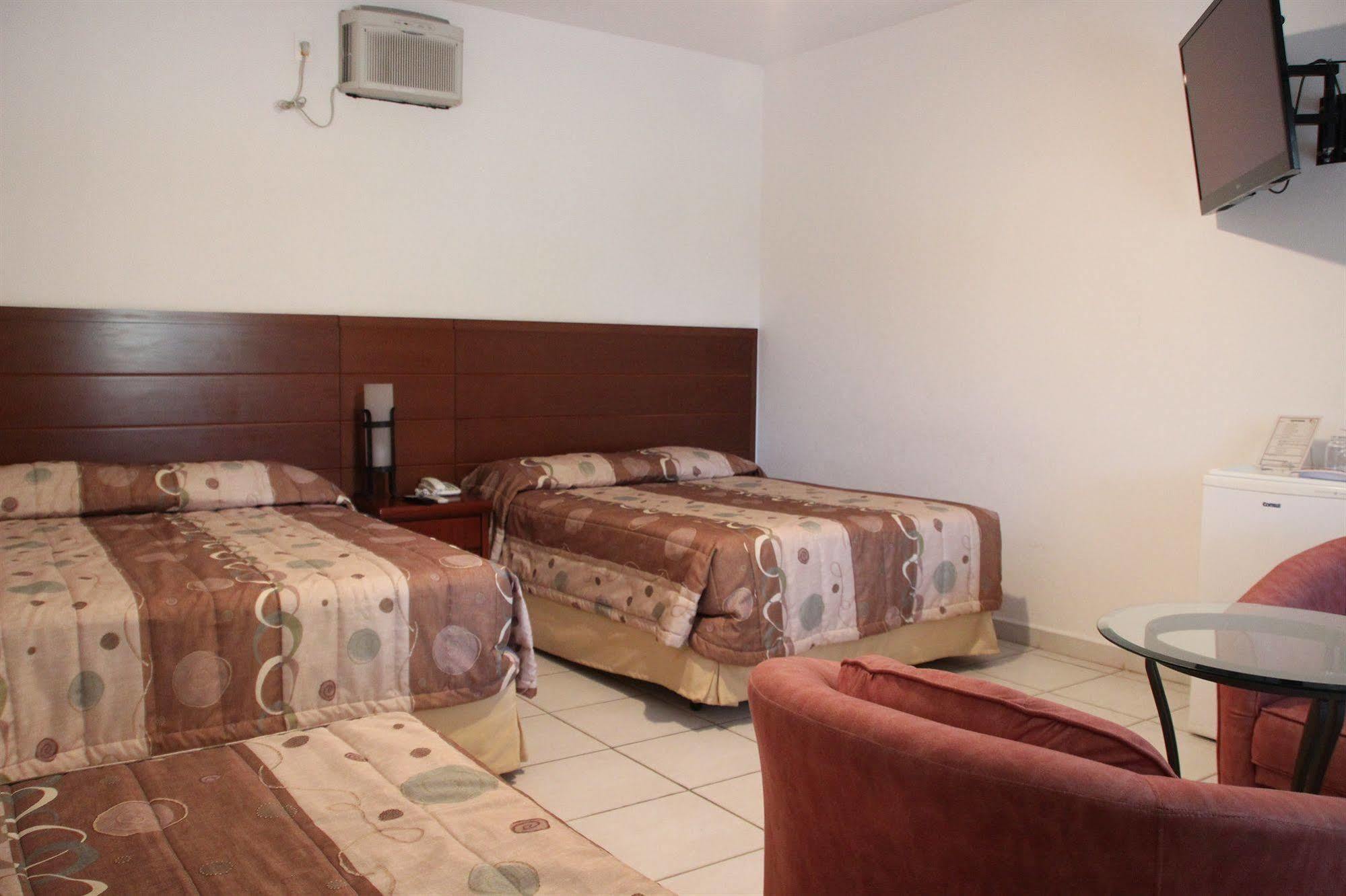 Hotel Estancia Atibainha - Resort & Convention Nazare Paulista Exterior photo
